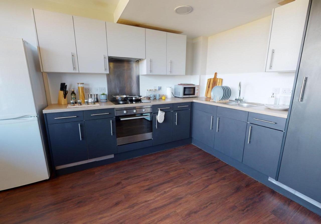 Private Bedrooms With Shared Kitchen And Studios At Iq Tufnell House In Londres Exterior foto